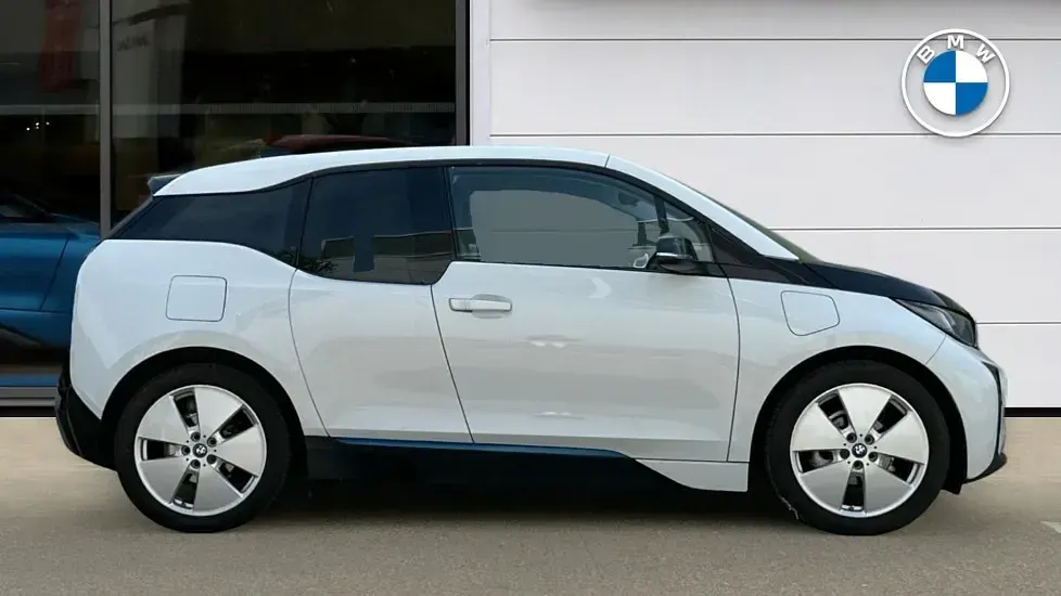 Used BMW i3 Comfort Edition 168 HP (123 kW) 2017 White Hatchback