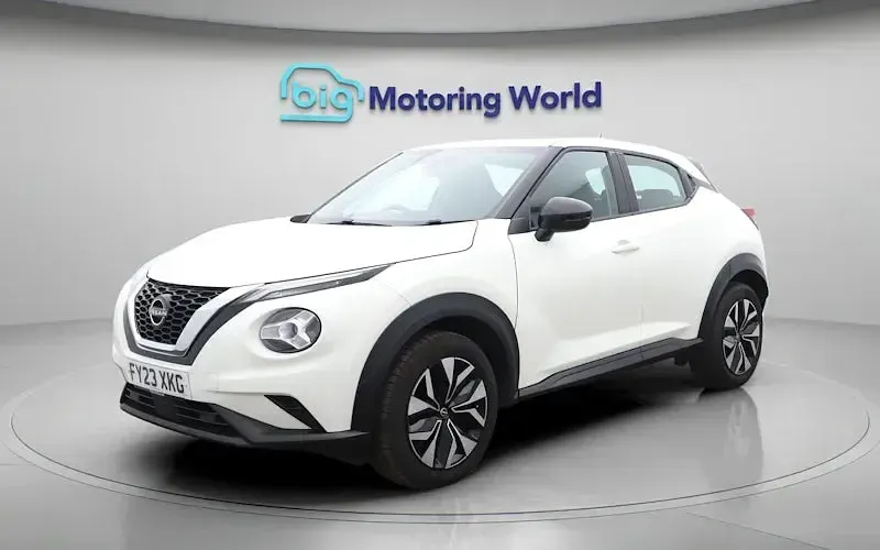 Usado Nissan Juke Acenta 114 CV (83 kW) 2023 Blanco SUV