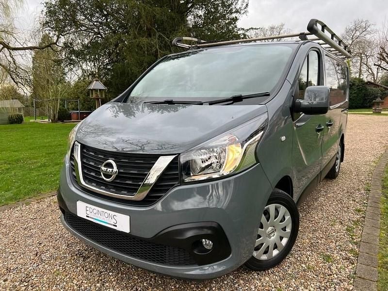 Used Nissan NV300 Acenta 120 HP (88 kW) 2021 Grey Van
