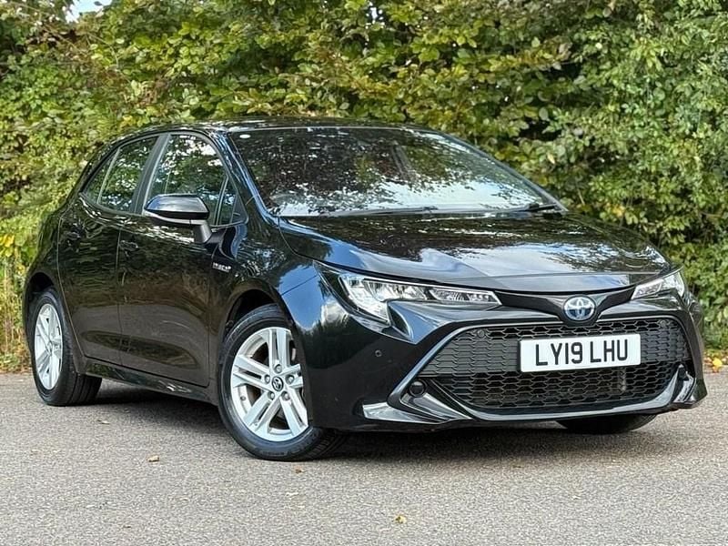 Black Used 2019 Toyota Corolla Hatchback | £14,990 (Good price) - Image 1/4