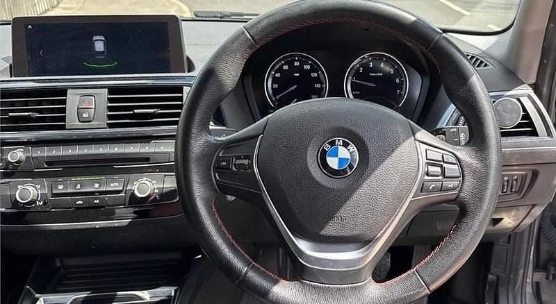 Used BMW 118 Sport Line 2018 Mineral grey Hatchback