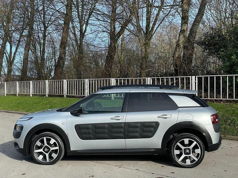 Used Citroën C4 Cactus Flair 2017 Silver Hatchback
