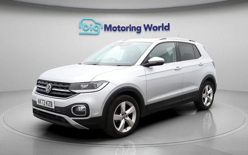 Used VW T-Cross SEL 110 HP (80 kW) 2023 Silver SUV