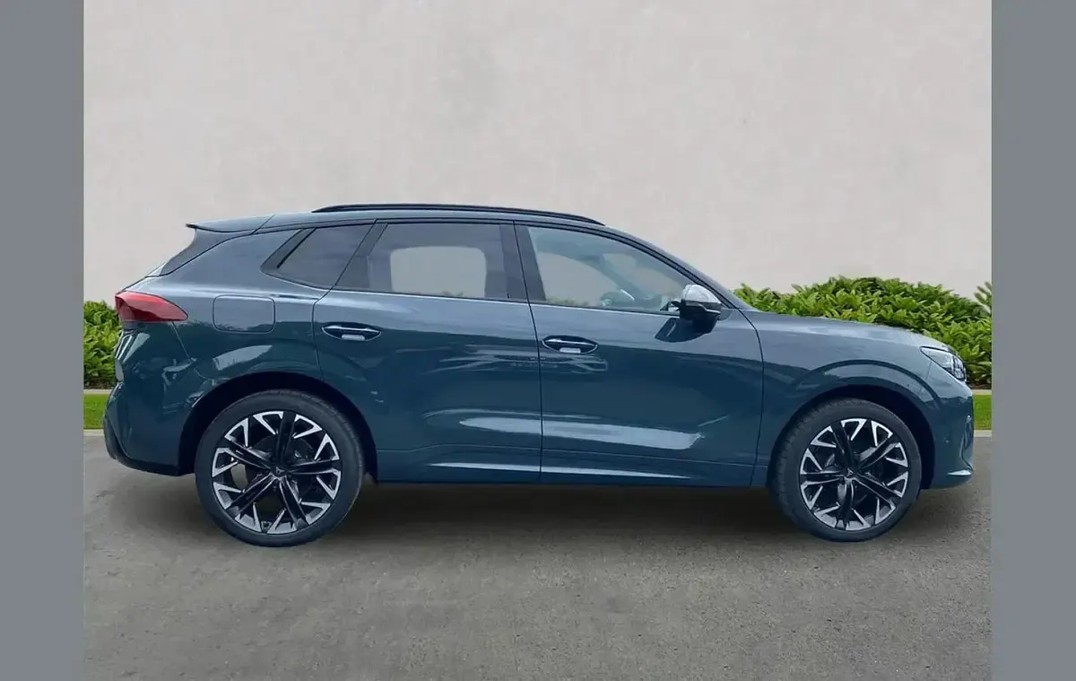 Used Cupra Terramar VZ2 267 HP (196 kW) 2025 Blue SUV