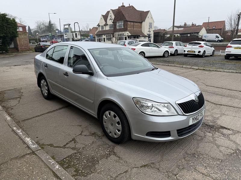 Used Skoda Octavia 105 HP (77 kW) 2012 Silver Hatchback