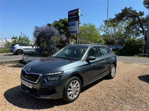 Grey with dark interior trim Used 2020 Skoda Kamiq SE SUV | £11,490 (Fair price) - Image 1/1