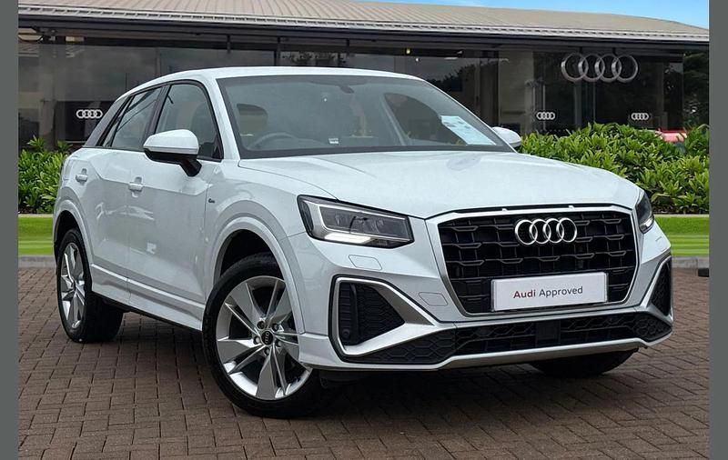 Used Audi Q2 S-Line 147 HP (108 kW) 2022 White SUV