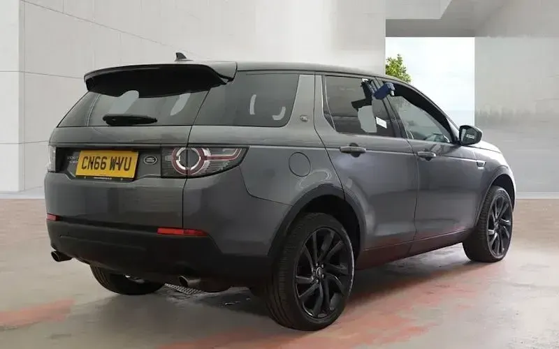 Used Land Rover Discovery 5 HSE 179 HP (131 kW) 2018 SUV