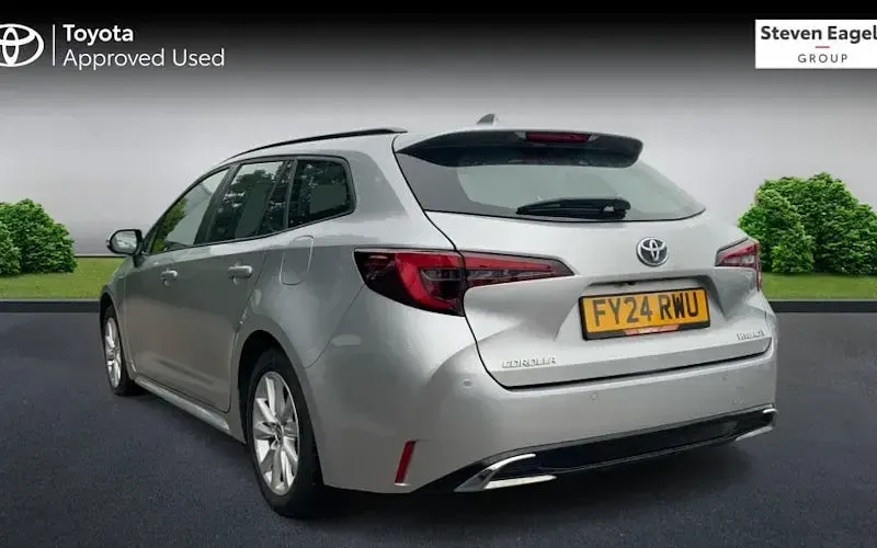 Used Toyota Corolla 140 HP (102 kW) 2026 Estate