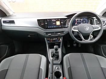 Used VW Polo Style 95 HP (69 kW) 2023 White Hatchback