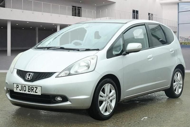 Used Honda Jazz EX 100 HP (73 kW) 2010 Silver Hatchback