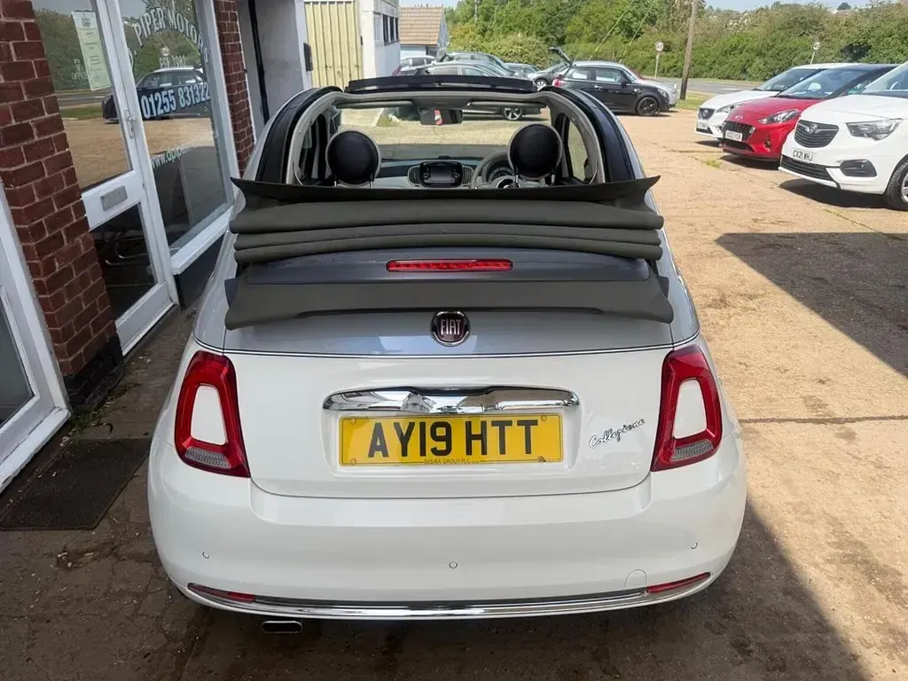 Begagnad Fiat 500C Collezione 2019 Vit Cab