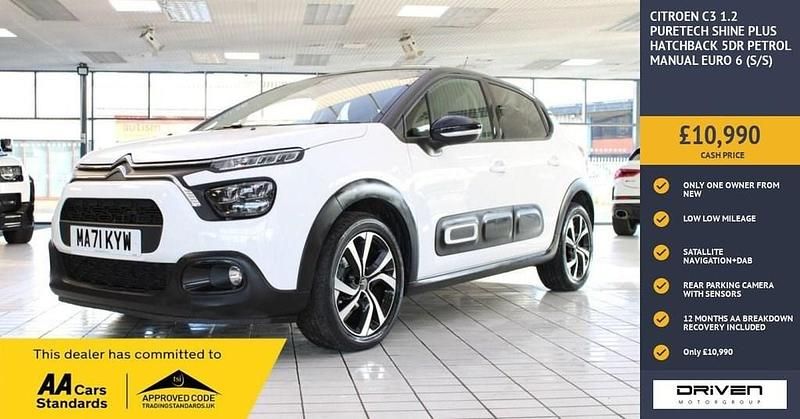 Used Citroën C3 PureTech 83 HP (61 kW) 2021 White Hatchback