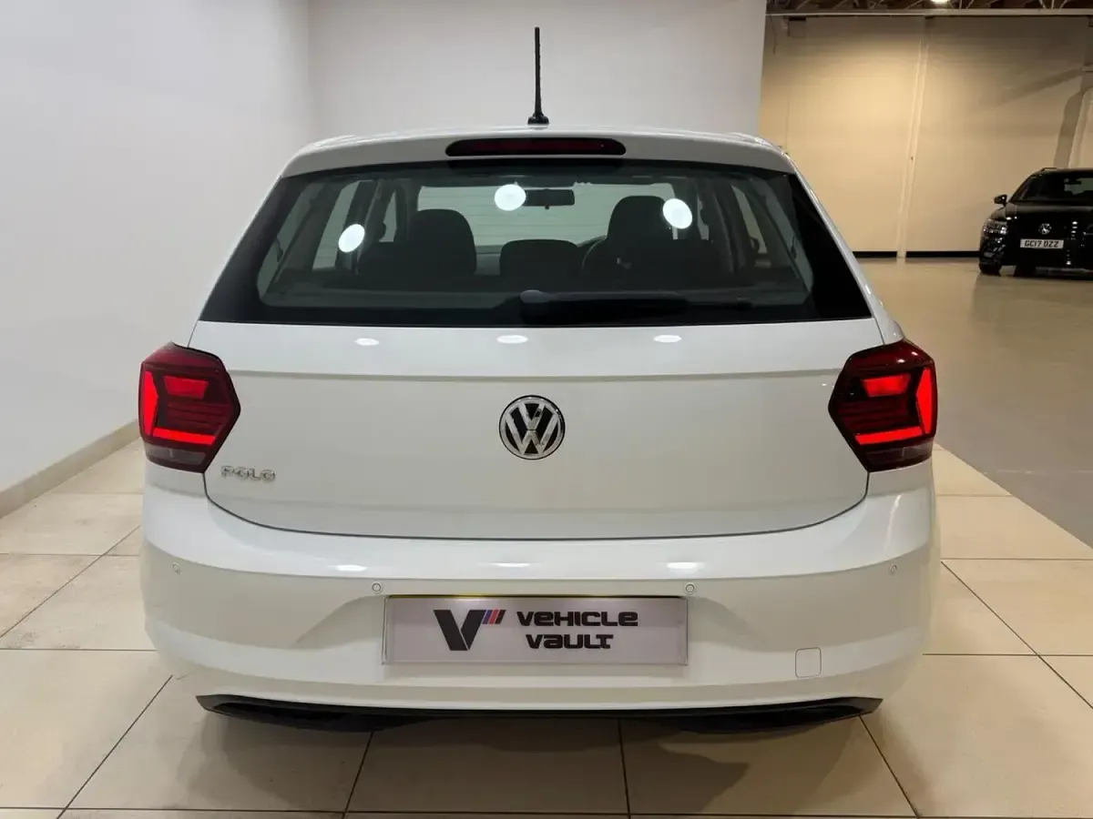 Used VW Polo SE 2018 White Hatchback