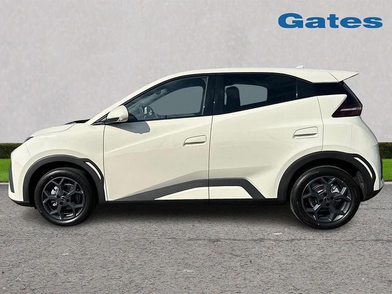 Used BYD Dolphin Comfort 114 kW (156 HP) 2025 White Hatchback