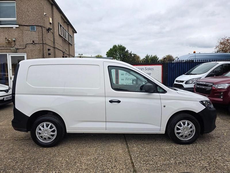 Used VW Caddy S 102 HP (75 kW) 2022 White MPV