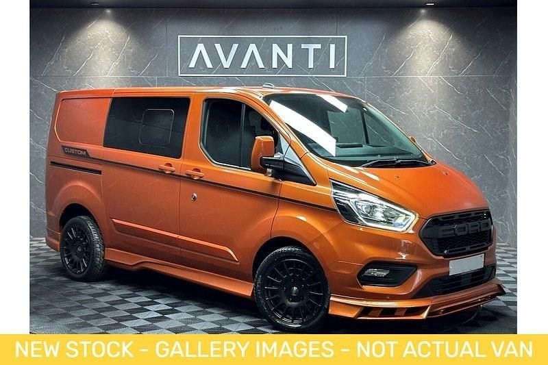 Used Ford Transit Custom Limited 130 HP (95 kW) 2018 Orange Van