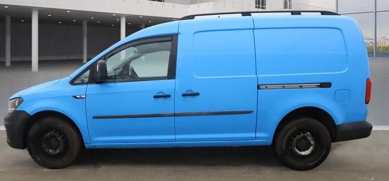 Used VW Caddy Maxi Startline 102 HP (75 kW) 2015 Blue MPV