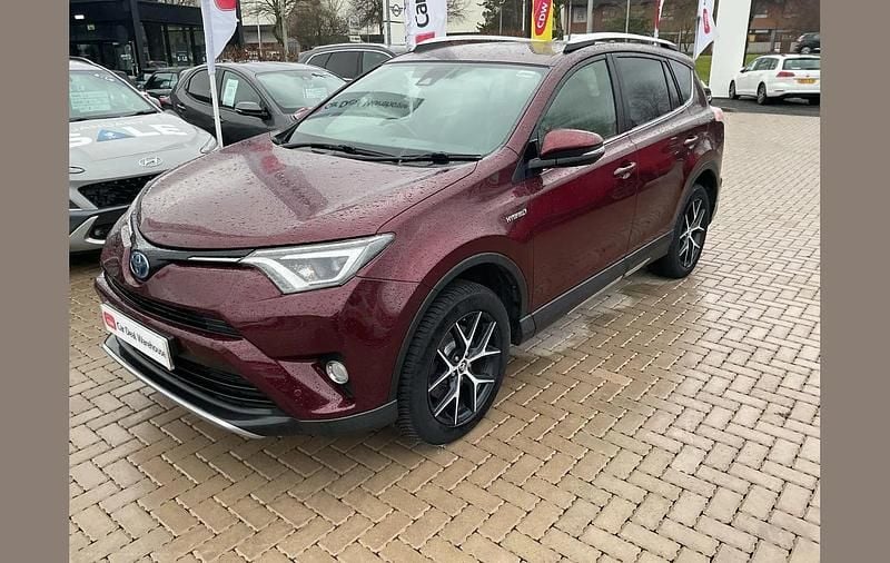 Used Toyota RAV4 Hybrid 194 HP (142 kW) 2018 Red SUV