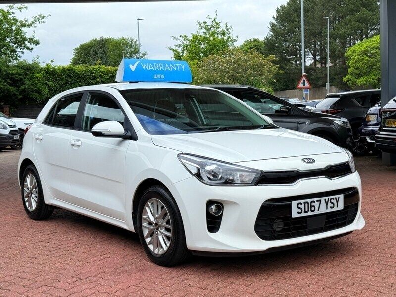 White Used 2017 Kia Rio 2 Hatchback | £6,599 (Fair price) - Image 1/4
