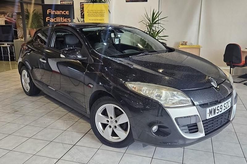 Used 2010 Renault Mégane III Dynamique Coupe | £1,493 (Fair price) - Image 1/1