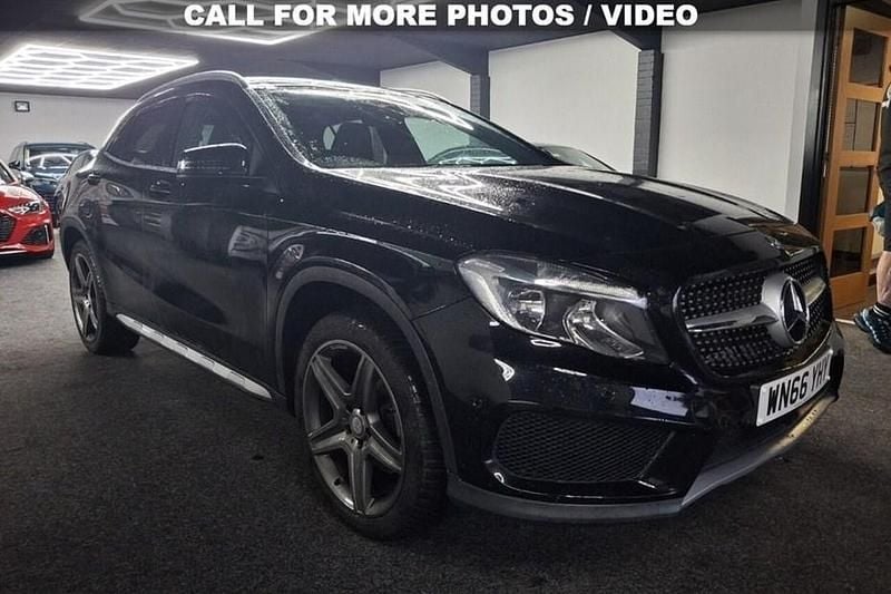 Black Used 2016 Mercedes GLA200 Executive SUV | £14,995 (Fair price) - Image 1/1