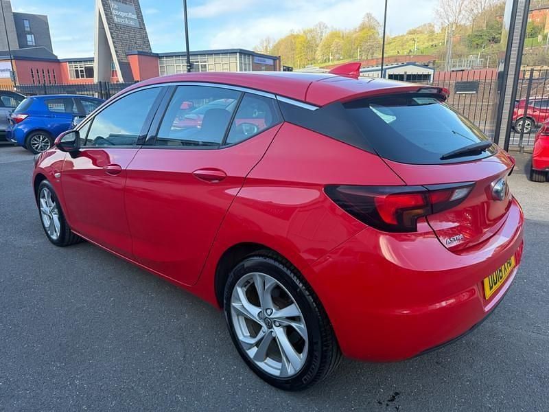 Used Vauxhall Astra SRi 2018 Red Hatchback