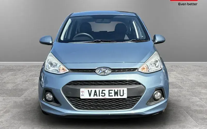 Used Hyundai i10 SE 87 HP (63 kW) 2015 Blue Hatchback