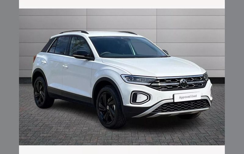 Pure white Used 2025 VW T-Roc Style SUV | £25,990 (A bit pricey) - Image 1/4