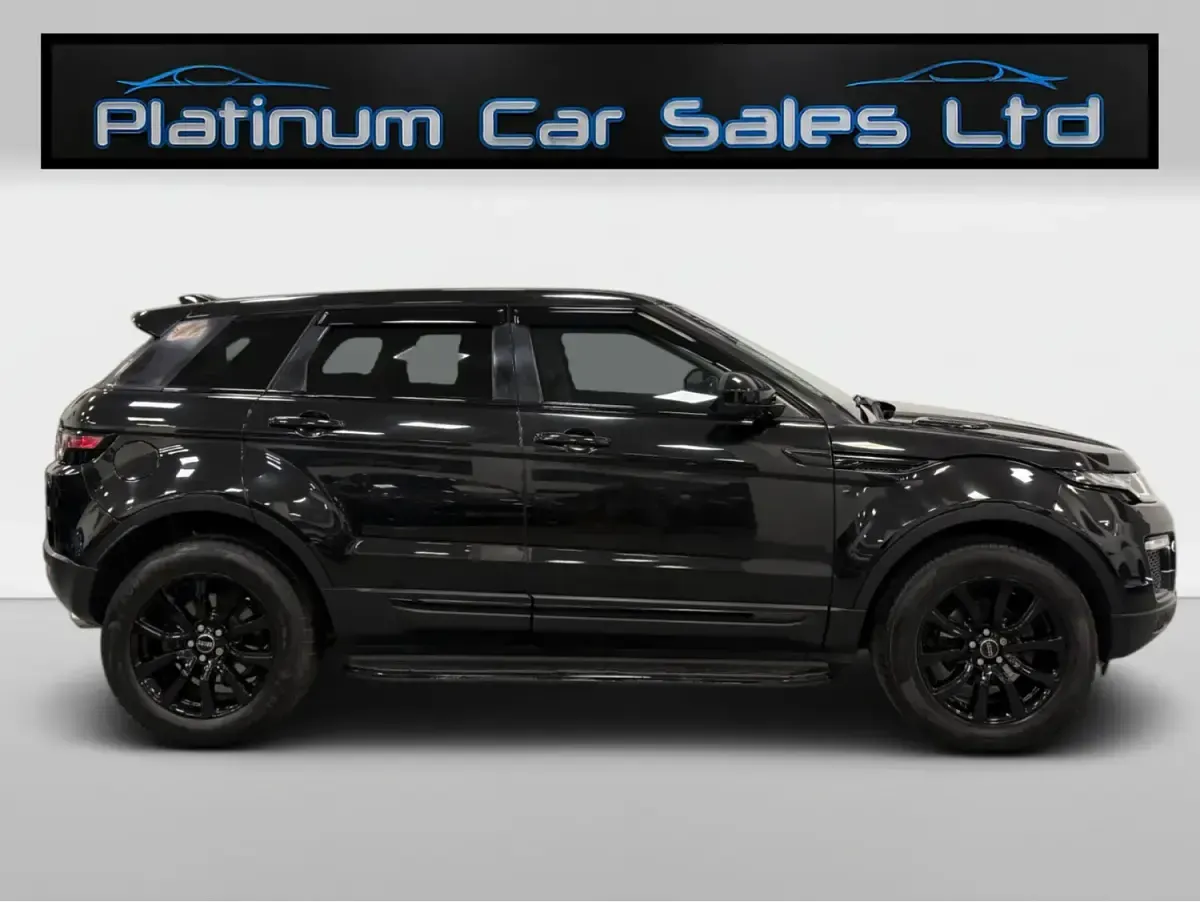 Used Land Rover Range Rover evoque SE 2016 Black Estate