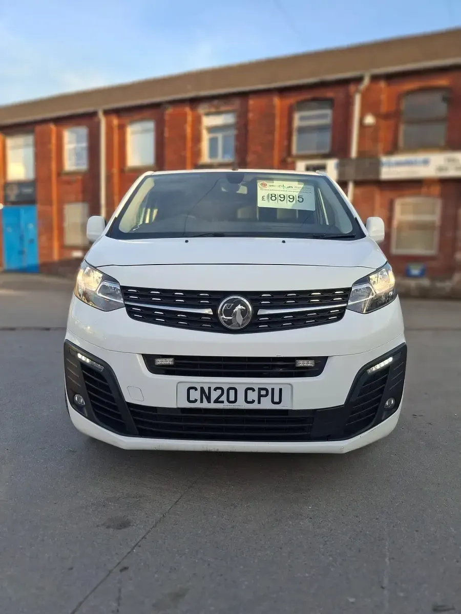 Used Vauxhall Vivaro Sportive 100 HP (73 kW) 2020 White MPV