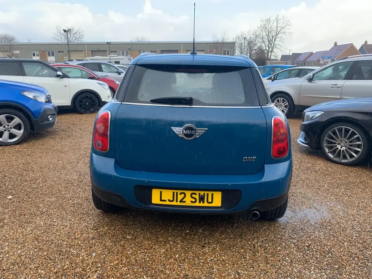 Usado Mini ONE 2012 Azul Utilitario