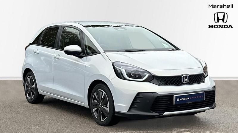 Premium plus paint sunlight white New 2025 Honda Jazz Advance Hatchback | £25,491 (Fair price) - Image 1/4