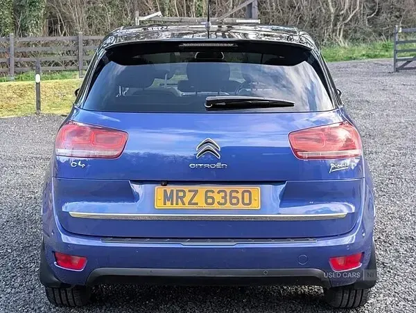 Usado Citroën C4 Picasso Flair 150 HP (110 kW) 2017 Azul Monovolume