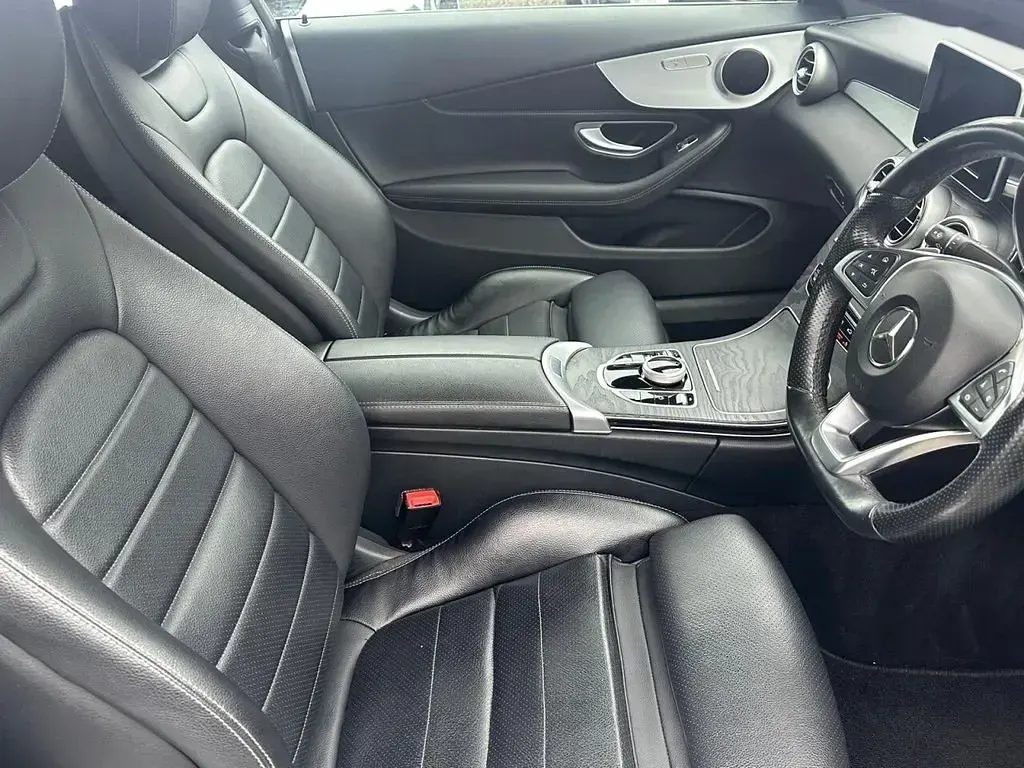 Begagnad Mercedes C220 AMG line 170 HK (125 kW) 2017 Silver Sportkupé