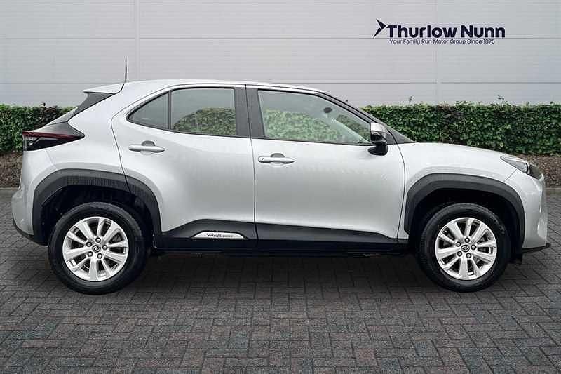 Used Toyota Yaris Cross 116 HP (85 kW) 2024 Silver SUV