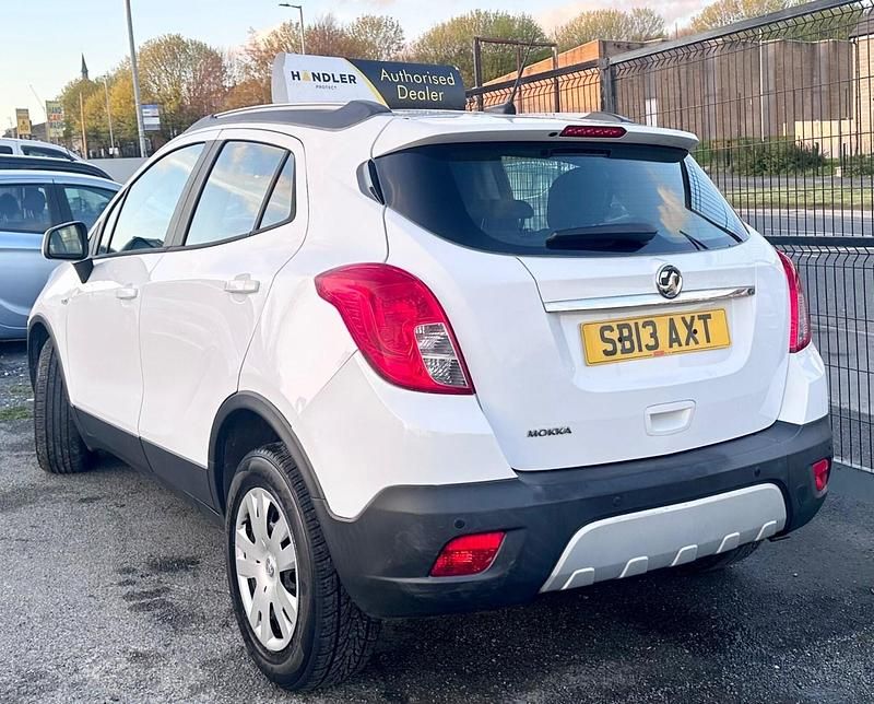 Used Vauxhall Mokka S 115 HP (84 kW) 2013 White SUV