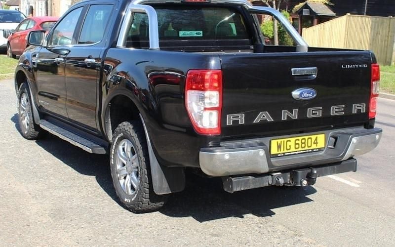 Second-hand Ford Ranger Limited 170 CP (125 kW) 2022 Negru Pickup