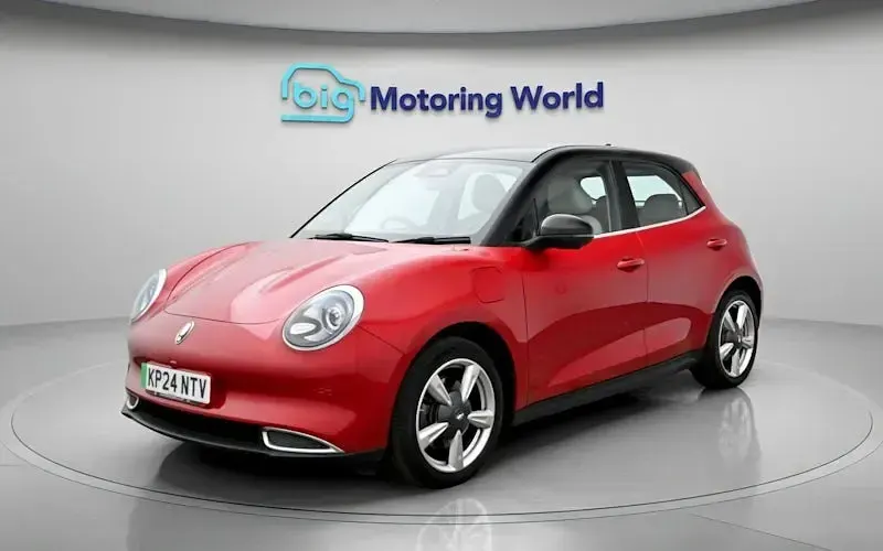 Used Ora 03 Pure+ 125 kW (171 HP) 2024 Red Hatchback