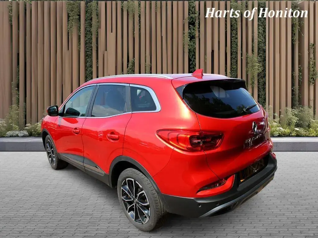 Used Renault Kadjar Version S 140 HP (102 kW) 2022 Red SUV