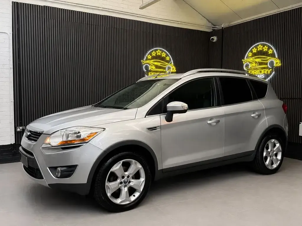 Used Ford Kuga Zetec 136 HP (100 kW) 2009 Silver SUV