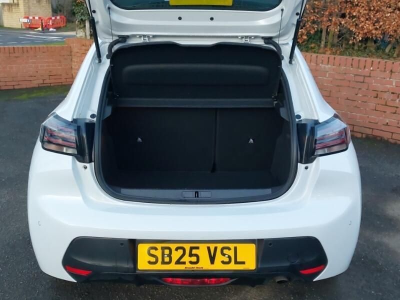 Used Suzuki Swift 82 HP (60 kW) 2024 Black Hatchback