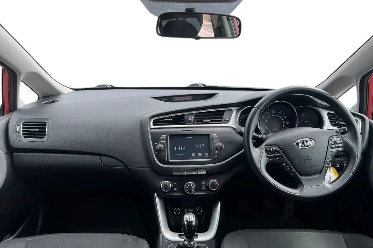 Used Kia Ceed 136 HP (100 kW) 2018 Red Hatchback