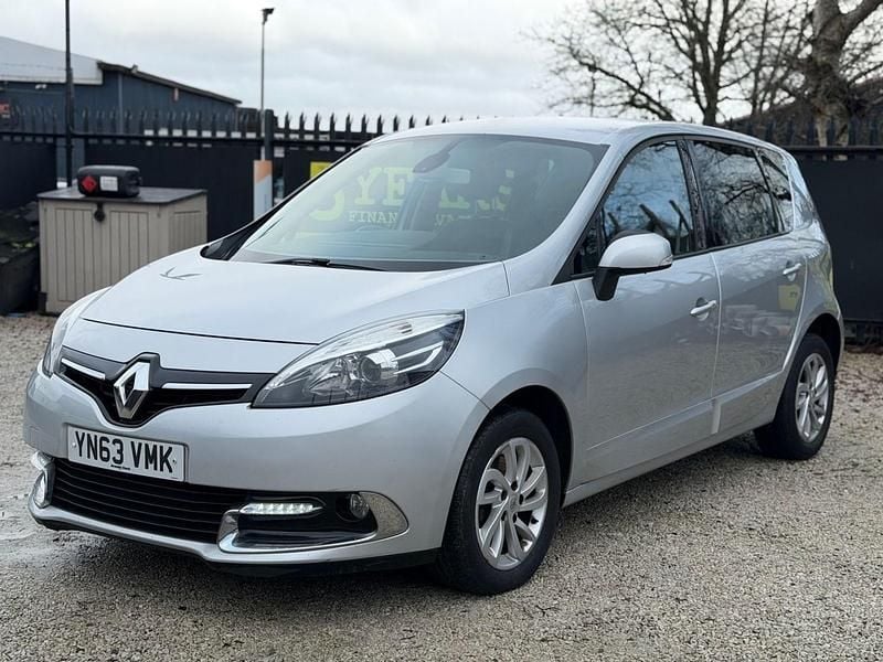 Used Renault Scénic III Dynamique 110 HP (80 kW) 2013 Silver MPV