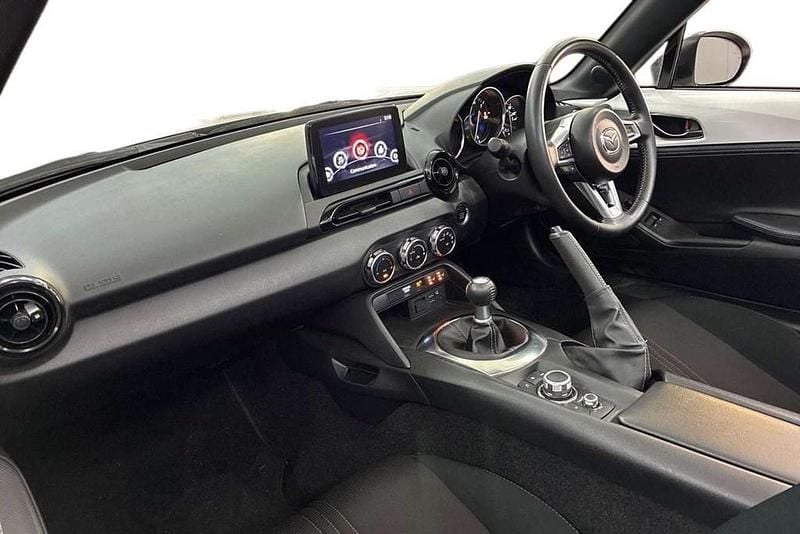 Used Mazda MX5 Prime-Line 132 HP (97 kW) 2024 White Cabriolet