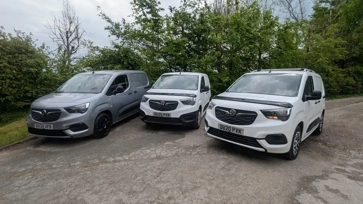 Used Citroën Berlingo 75 HP (55 kW) 2020 White MPV