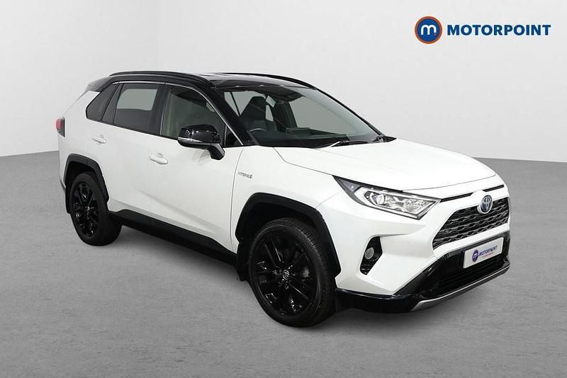 White/black Used 2021 Toyota RAV4 Hybrid SUV | £25,799 (Good price) - Image 1/4