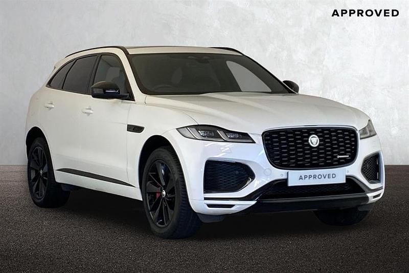 Used Jaguar F-Pace R-Dynamic 204 HP (150 kW) 2024 Ostuni pearl white SUV