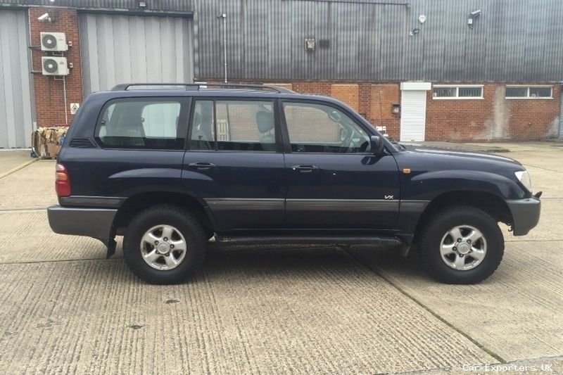 Used Toyota Land Cruiser 201 HP (147 kW) 2002 SUV