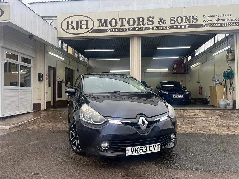 Used Renault Clio IV Dynamique 90 HP (66 kW) 2013 Black Hatchback